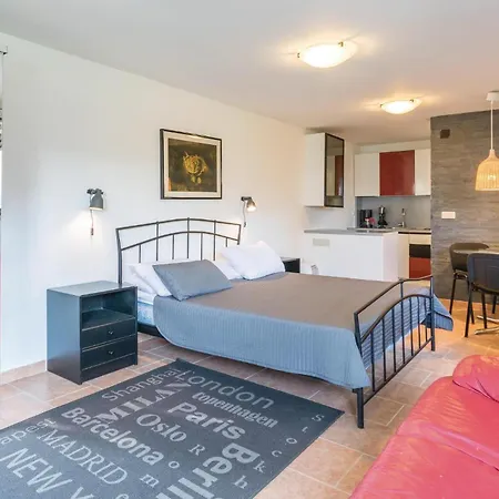 Stunning In With Wifi Pola