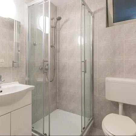 Stunning In With Wifi Pula