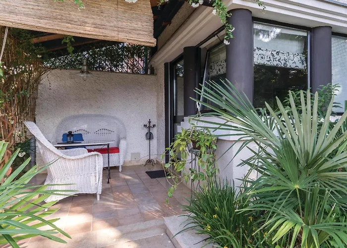 Stunning In With Wifi Apartment *